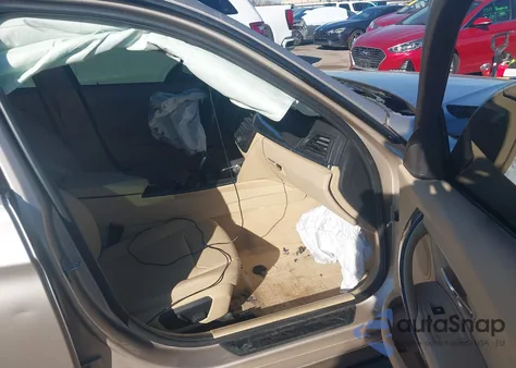 2015 BMW 320I z USA, uszkodzony, nr VIN WBA3B1G55FNT05520